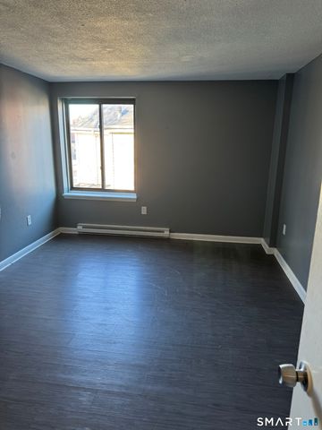 356 Franklin Avenue APT B1, Hartford, CT 06114