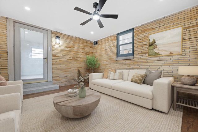 4821 N 53rd STREET, Milwaukee, WI 53218