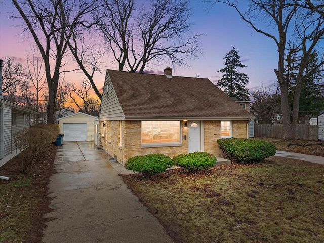 4821 N 53rd STREET, Milwaukee, WI 53218