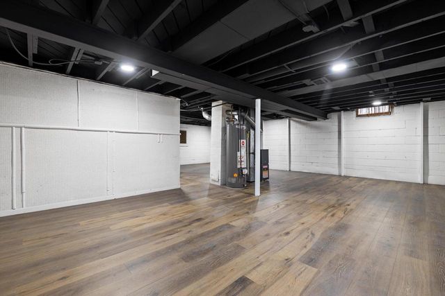 4821 N 53rd STREET, Milwaukee, WI 53218