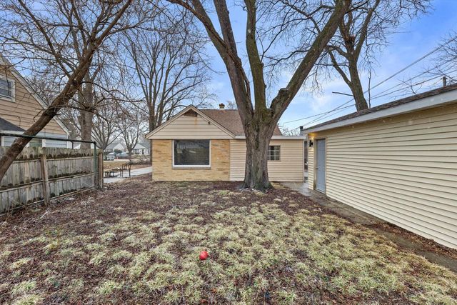 4821 N 53rd STREET, Milwaukee, WI 53218