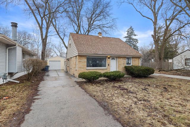 4821 N 53rd STREET, Milwaukee, WI 53218