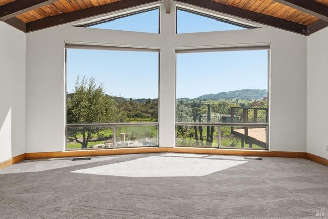 4436 Grange Rd, Santa Rosa, CA 95404