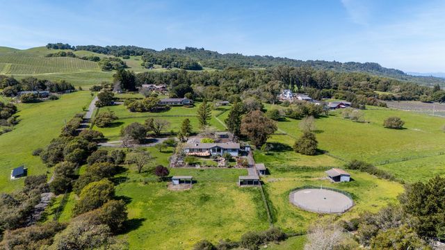 4436 Grange Rd, Santa Rosa, CA 95404