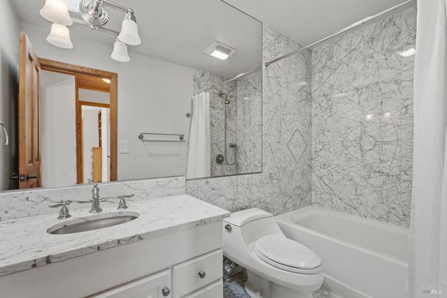 4436 Grange Rd, Santa Rosa, CA 95404