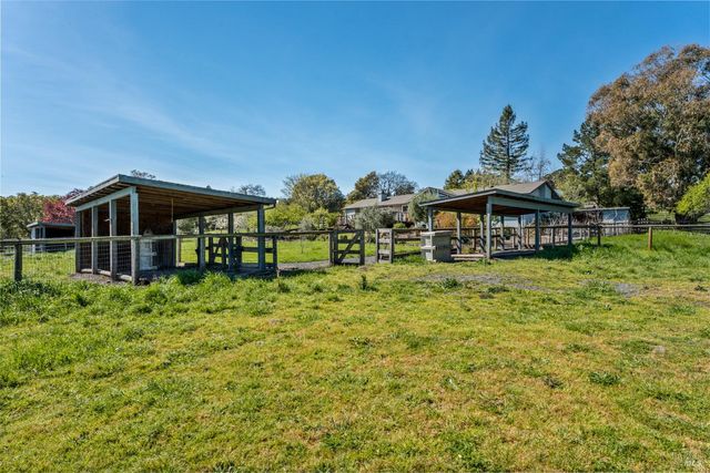 4436 Grange Rd, Santa Rosa, CA 95404