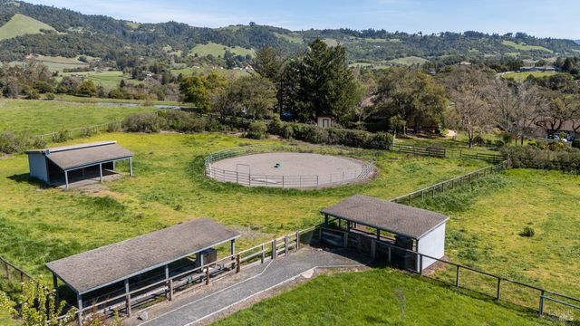 4436 Grange Rd, Santa Rosa, CA 95404