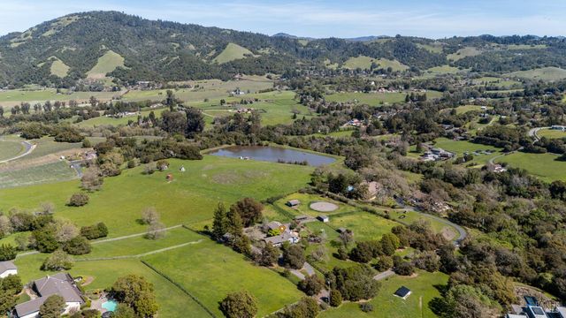 4436 Grange Rd, Santa Rosa, CA 95404