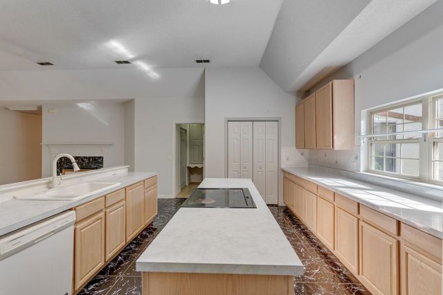 3958 Royal Oaks, Tallahassee, FL 32309