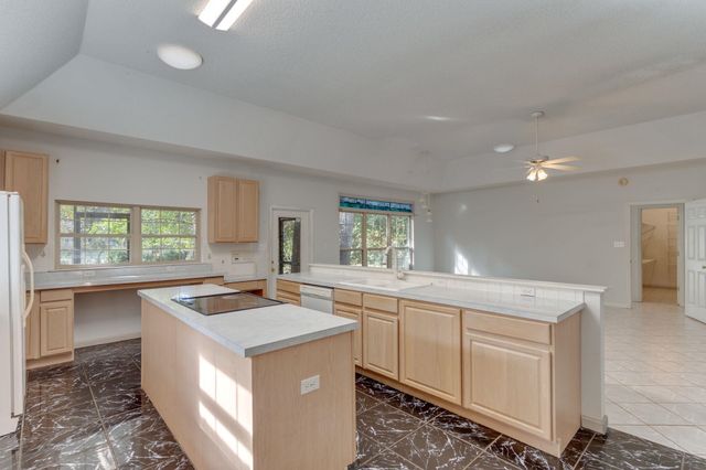 3958 Royal Oaks, Tallahassee, FL 32309