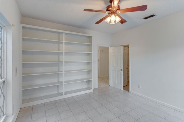 3958 Royal Oaks, Tallahassee, FL 32309