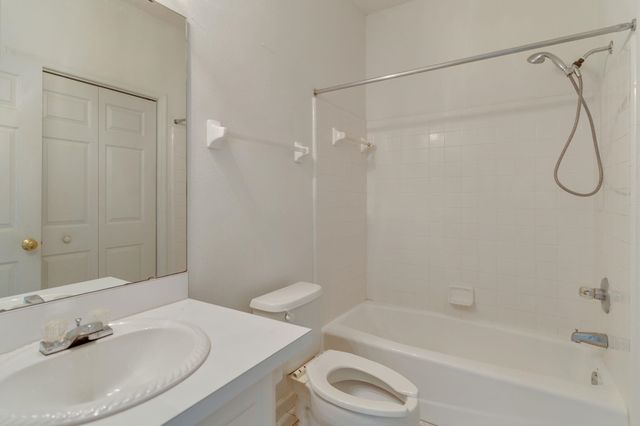 3958 Royal Oaks, Tallahassee, FL 32309