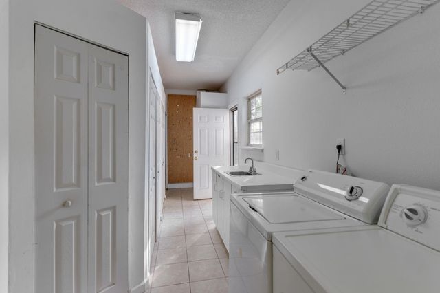 3958 Royal Oaks, Tallahassee, FL 32309