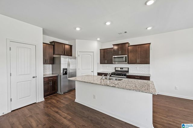 265 CHELSEA PARK ROAD, Chelsea, AL 35043