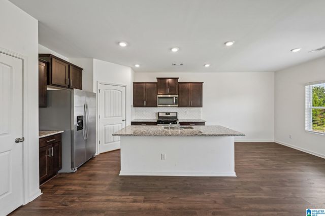 265 CHELSEA PARK ROAD, Chelsea, AL 35043