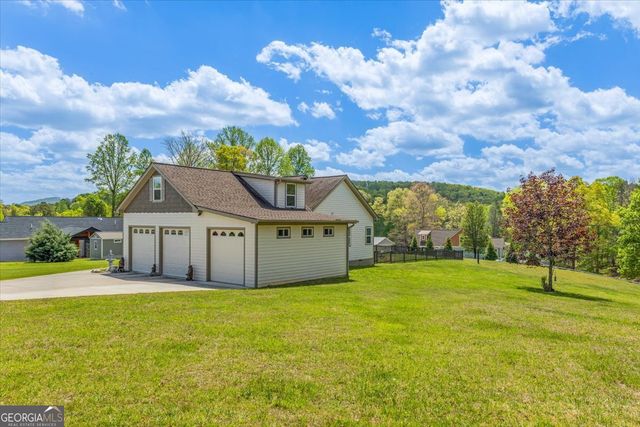 90 Whistle Pig Terrace, Blairsville, GA 30512