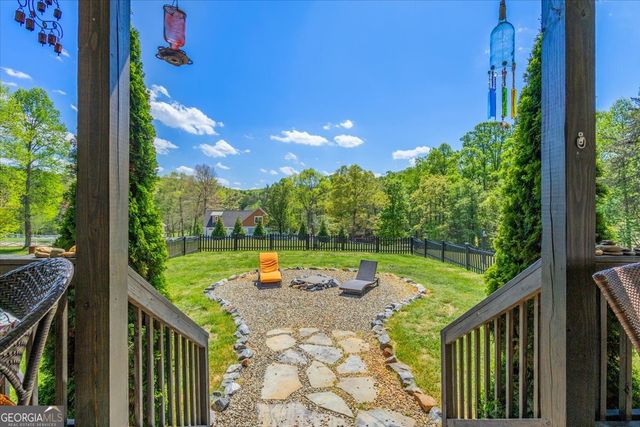 90 Whistle Pig Terrace, Blairsville, GA 30512