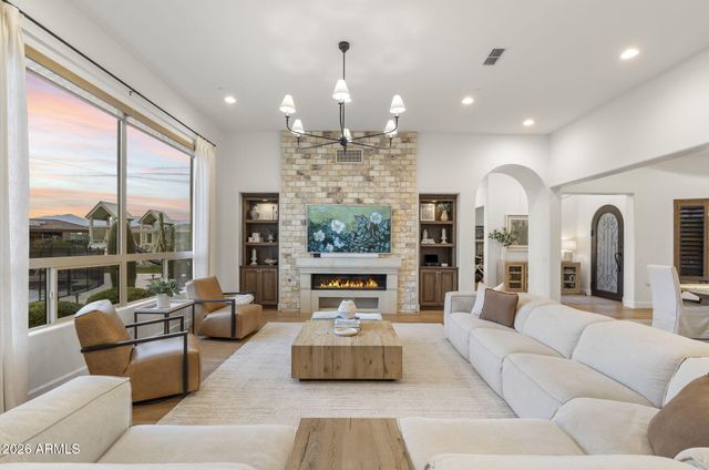 8568 E OLD PAINT Trail, Scottsdale, AZ 85266