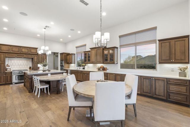 8568 E OLD PAINT Trail, Scottsdale, AZ 85266