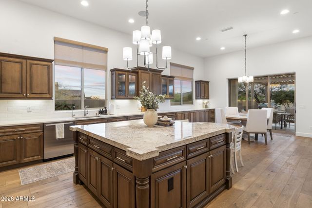 8568 E OLD PAINT Trail, Scottsdale, AZ 85266