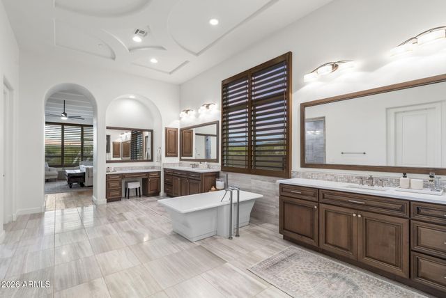 8568 E OLD PAINT Trail, Scottsdale, AZ 85266