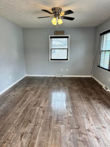 355 Gaither Avenue, Harrodsburg, KY 40330