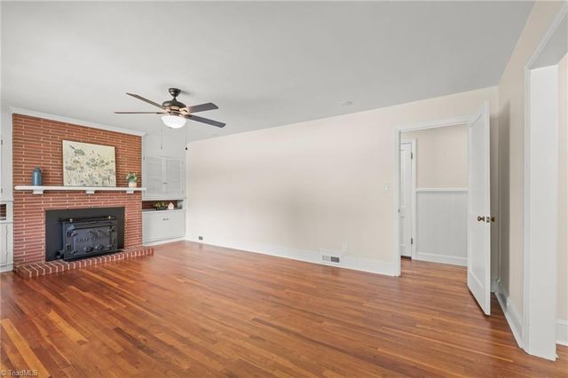 2548 Old US Highway 421 E, Yadkinville, NC 27055