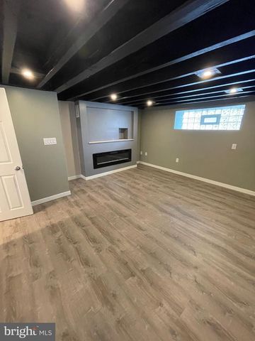 2333 RIPLEY ST, Philadelphia, PA 19152