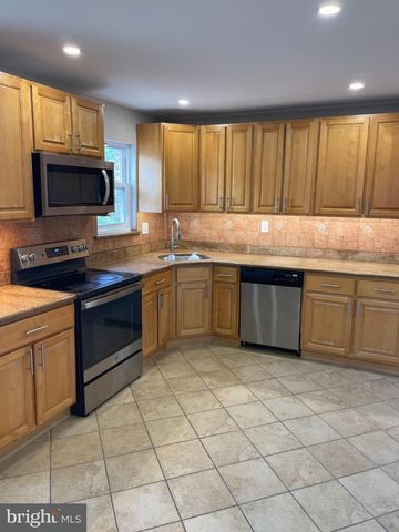 2333 RIPLEY ST, Philadelphia, PA 19152
