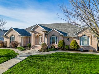 810 New Day Way, Marion, IL 62959