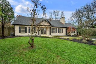 3418 Woodstock Circle, Lexington, KY 40502