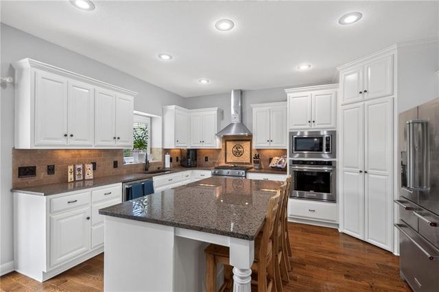9029 NE 100th Terrace, Kansas City, MO 64157