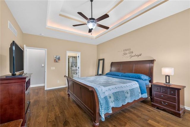 9029 NE 100th Terrace, Kansas City, MO 64157