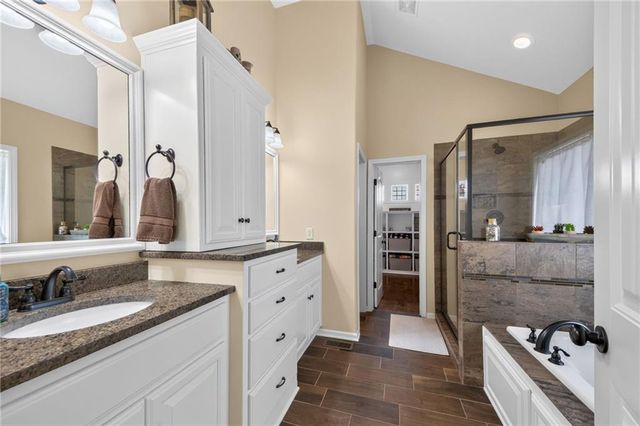 9029 NE 100th Terrace, Kansas City, MO 64157