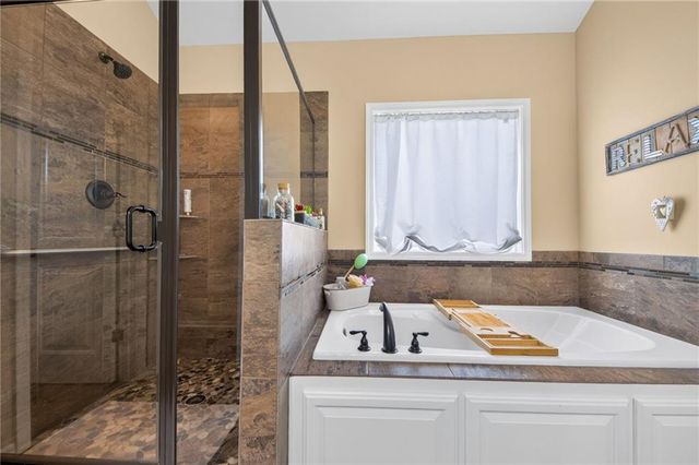 9029 NE 100th Terrace, Kansas City, MO 64157