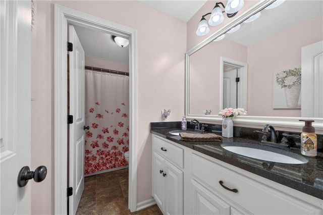 9029 NE 100th Terrace, Kansas City, MO 64157