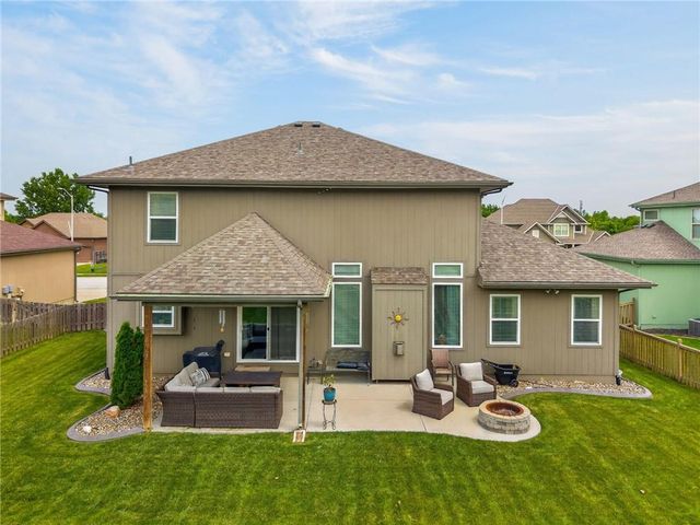 9029 NE 100th Terrace, Kansas City, MO 64157