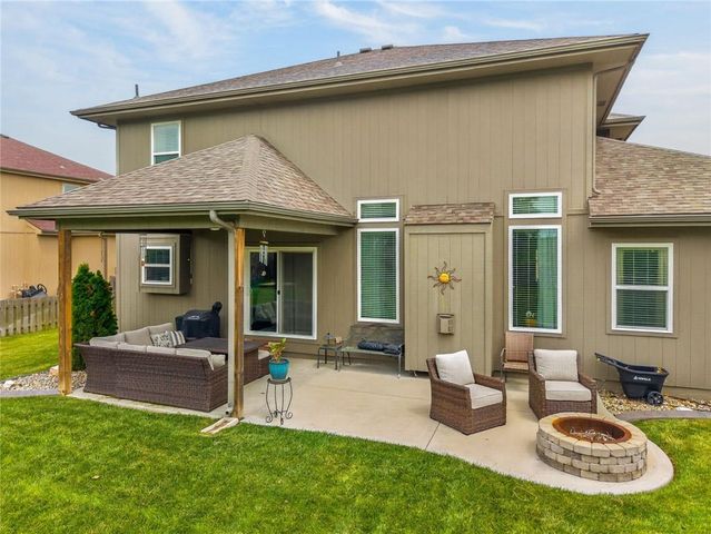 9029 NE 100th Terrace, Kansas City, MO 64157