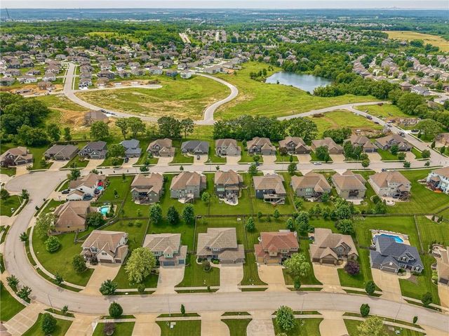 9029 NE 100th Terrace, Kansas City, MO 64157