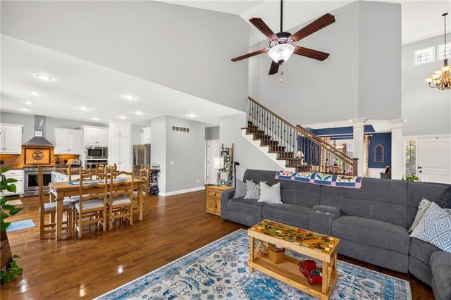 9029 NE 100th Terrace, Kansas City, MO 64157