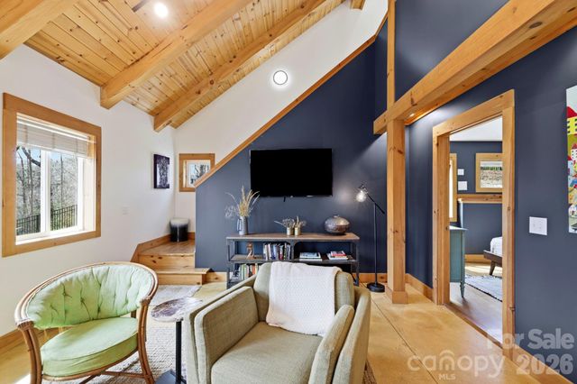 14 Sunny Hollow Lane, Fairview, NC 28730