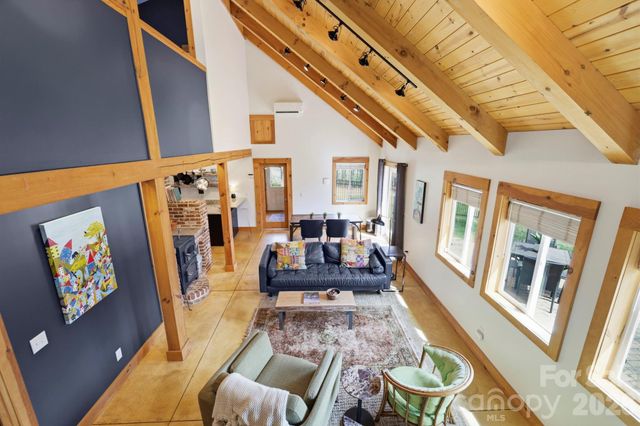 14 Sunny Hollow Lane, Fairview, NC 28730