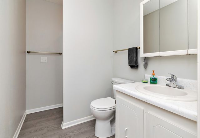 4549 Woodland Avenue 4, West Des Moines, IA 50266