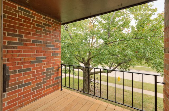 4549 Woodland Avenue 4, West Des Moines, IA 50266