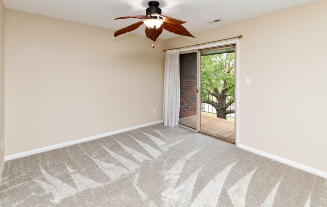 4549 Woodland Avenue 4, West Des Moines, IA 50266