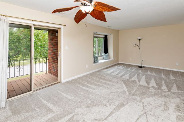 4549 Woodland Avenue 4, West Des Moines, IA 50266