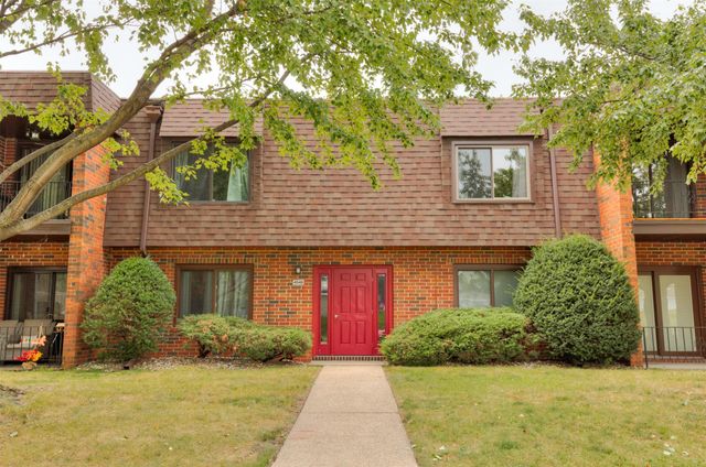 4549 Woodland Avenue 4, West Des Moines, IA 50266