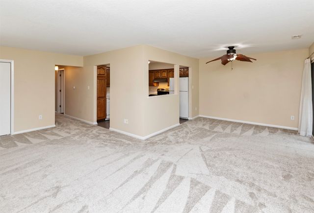 4549 Woodland Avenue 4, West Des Moines, IA 50266