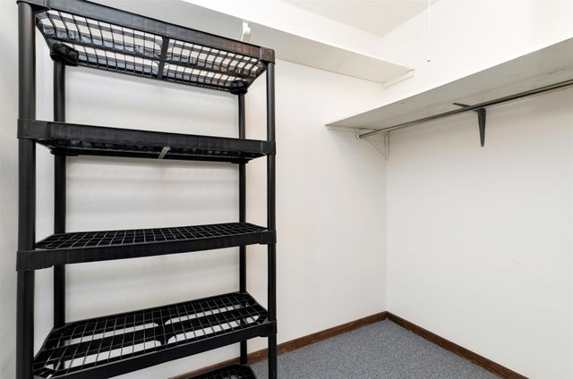 4549 Woodland Avenue 4, West Des Moines, IA 50266