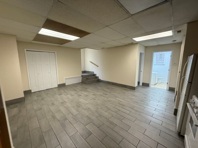 3148 Harlem Avenue GDN, Riverside, IL 60546